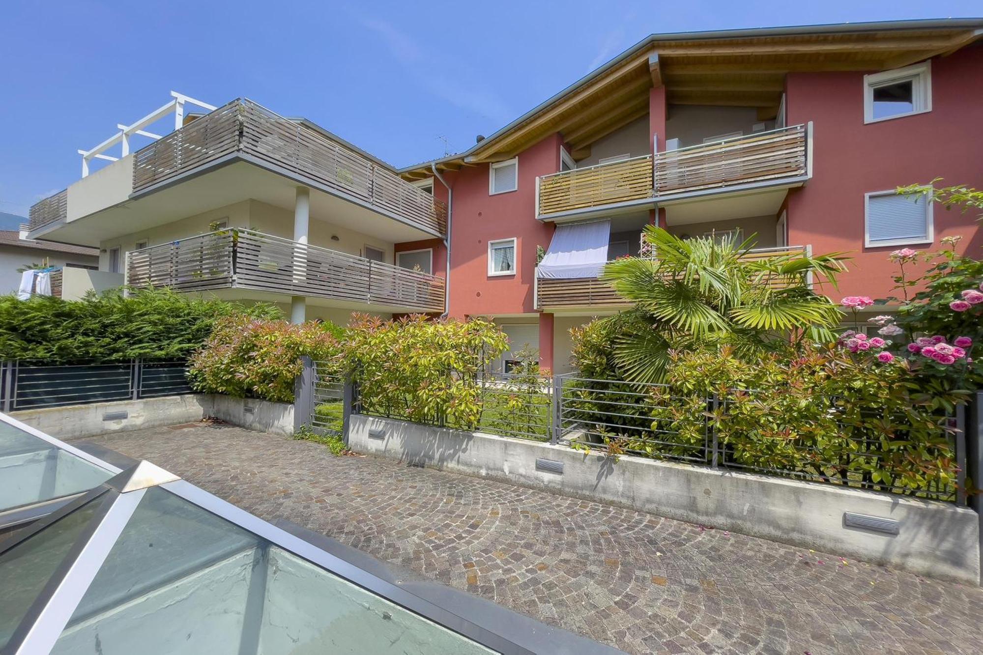 Casa Margherita Few Minutes From Lake - Happy Rentals Riva del Garda Luaran gambar